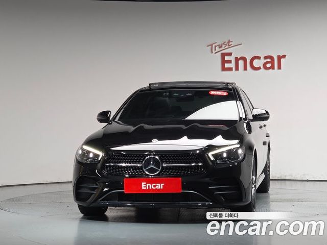 Mercedes-Benz E-Class 2023 — фото 3
