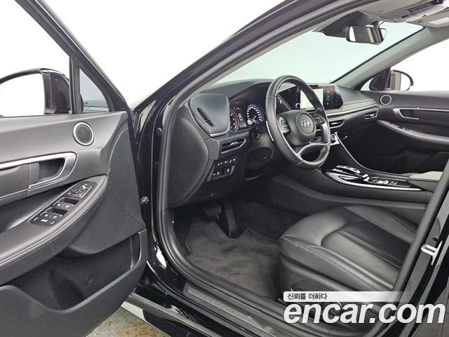 Hyundai Sonata 2023 — фото 10