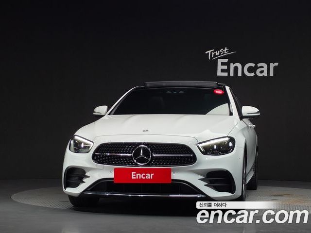 Mercedes-Benz E-Class 2022 — фото 3