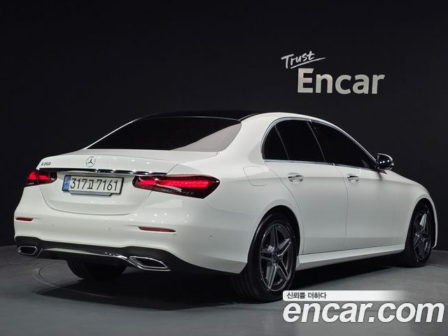 Mercedes-Benz E-Class 2023 — фото 2