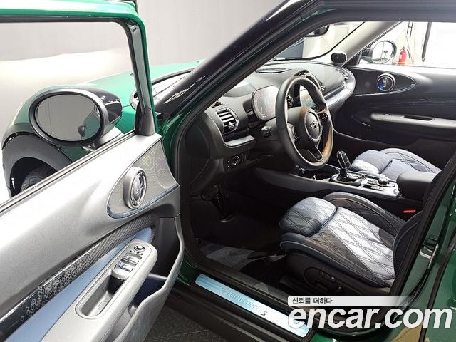 MINI Clubman 2023 — фото 10