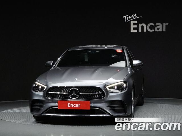 Mercedes-Benz E-Class 2023 — фото 3