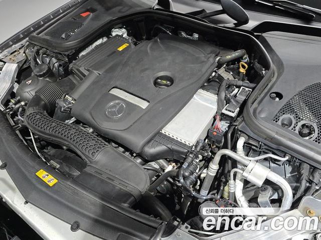 Mercedes-Benz E-Class 2023 — фото 6