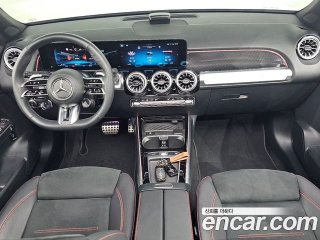 Mercedes-Benz GLB 2025 — фото 10