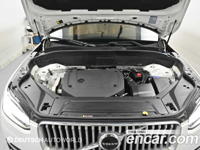 Volvo XC90 2023 — фото 6