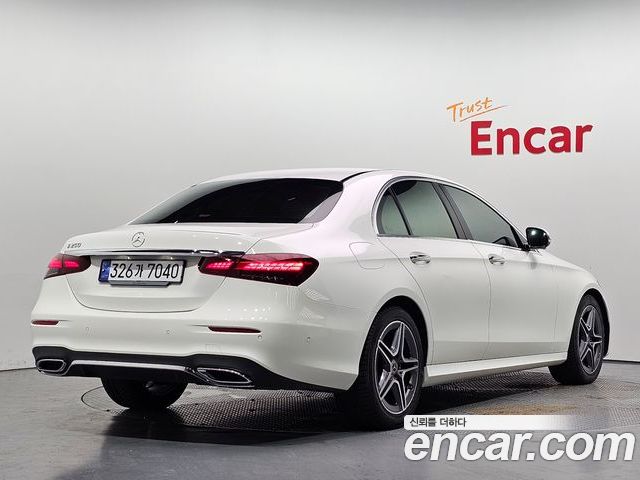 Mercedes-Benz E-Class 2023 — фото 2