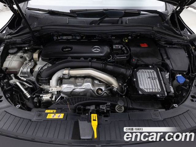 Mercedes-Benz GLA 2025 — фото 6
