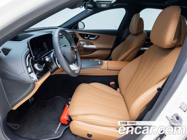 Mercedes-Benz E-Class 2025 — фото 10