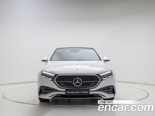 Mercedes-Benz E-Class 2025 — фото 3