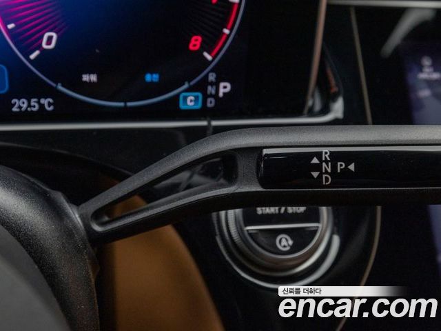 Mercedes-Benz E-Class 2025 — фото 9