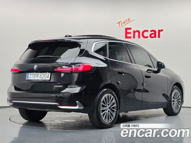 BMW 2 Series 2023 — фото 2