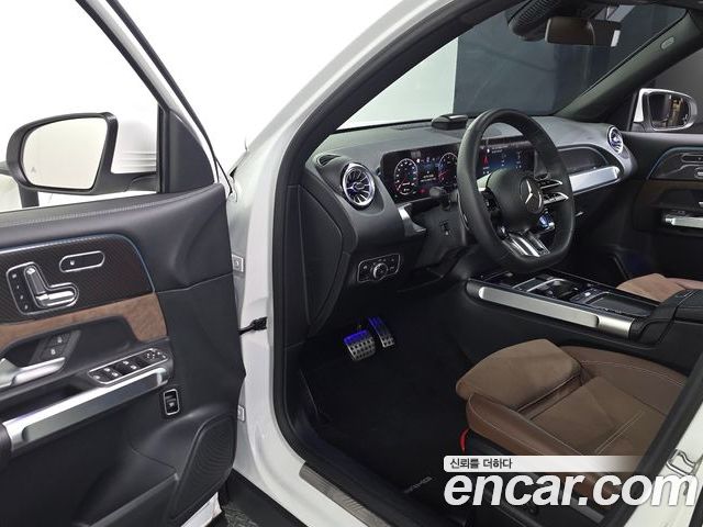 Mercedes-Benz GLB 2025 — фото 10