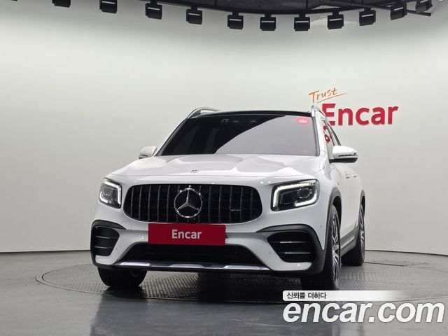 Mercedes-Benz GLB 2023 — фото 3