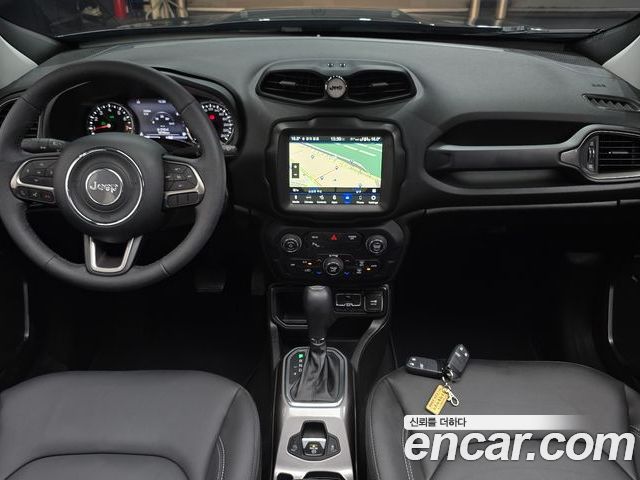 Jeep Renegade 2022 — фото 10