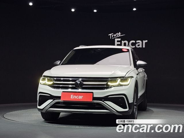 Volkswagen Tiguan 2023 — фото 3