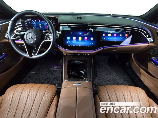 Mercedes-Benz E-Class 2024 — фото 10