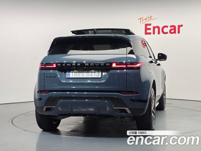 Land Rover Range Rover Evoque 2024 — фото 4