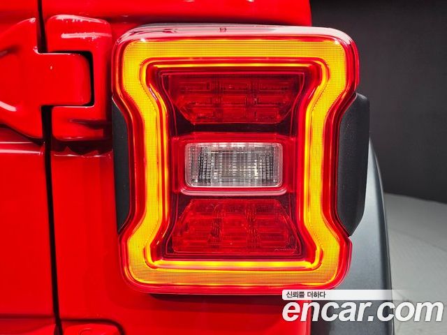 Jeep Wrangler 2024 — фото 9