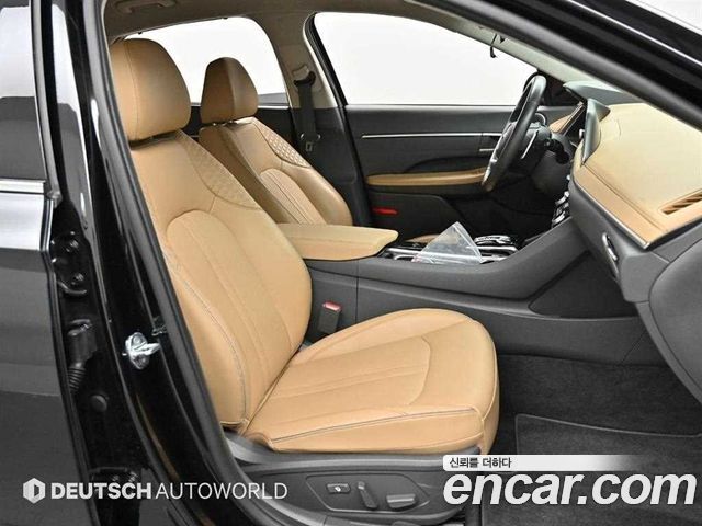 Hyundai Sonata 2022 — фото 10