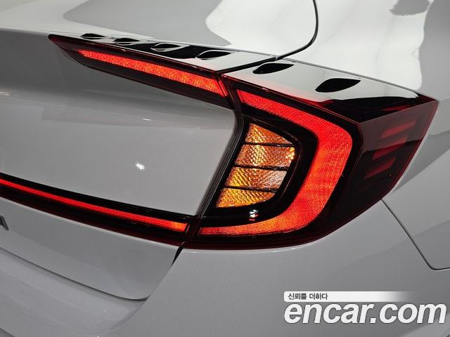 Hyundai Sonata 2023 — фото 9
