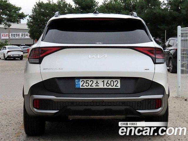 Kia Sportage 2022 — фото 4