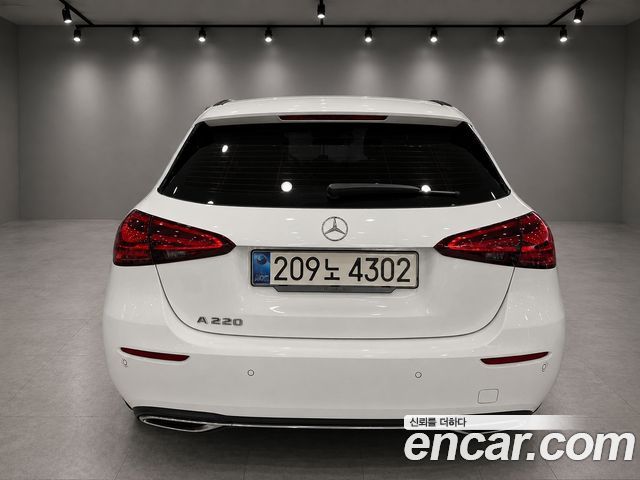 Mercedes-Benz A-Class 2025 — фото 4