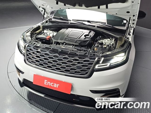 Land Rover Range Rover Velar 2023 — фото 6