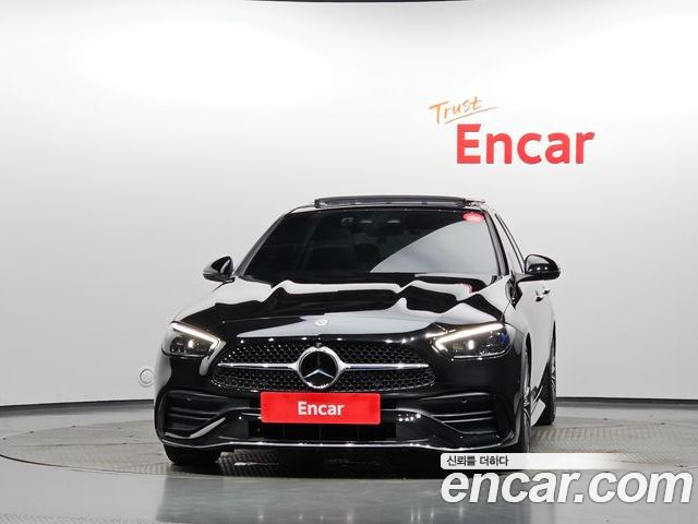 Mercedes-Benz C-Class 2023 — фото 3