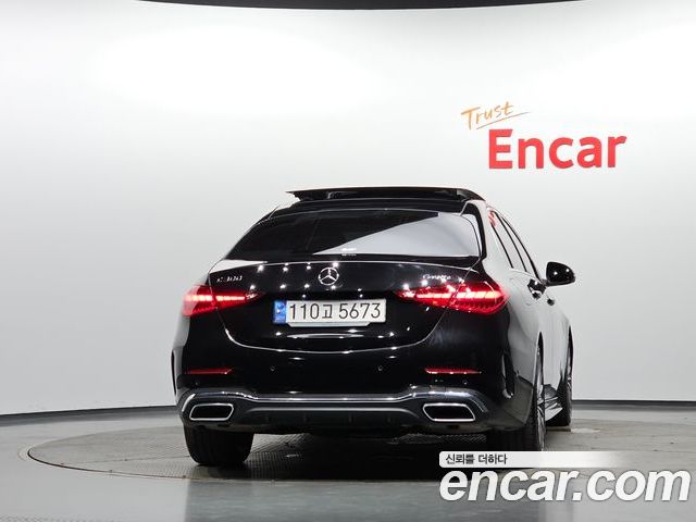 Mercedes-Benz C-Class 2023 — фото 4
