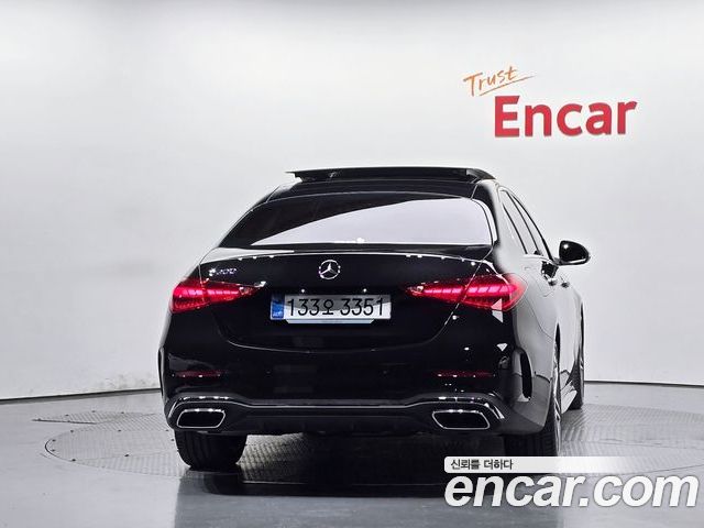 Mercedes-Benz C-Class 2025 — фото 4