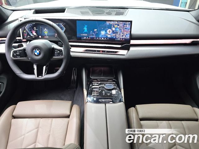 BMW 5 Series 2026 — фото 10