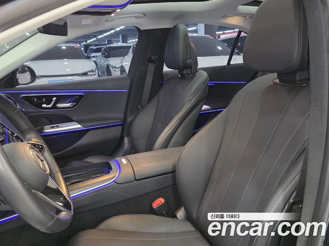 Mercedes-Benz E-Class 2024 — фото 10