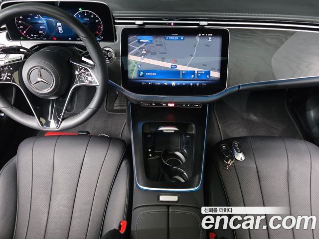 Mercedes-Benz E-Class 2025 — фото 10