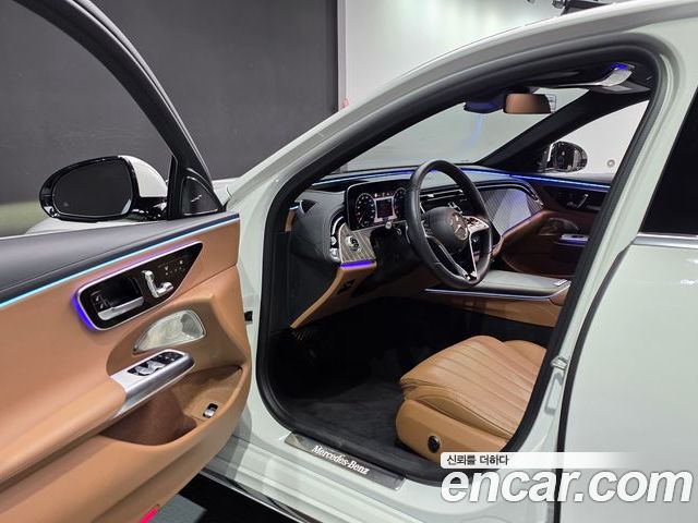 Mercedes-Benz E-Class 2024 — фото 10