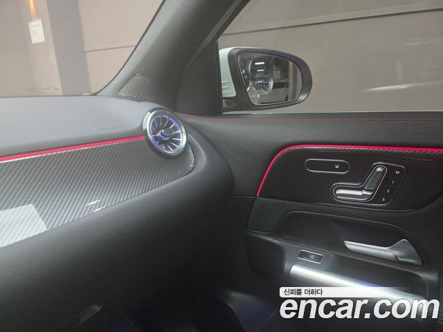 Mercedes-Benz GLA 2023 — фото 10