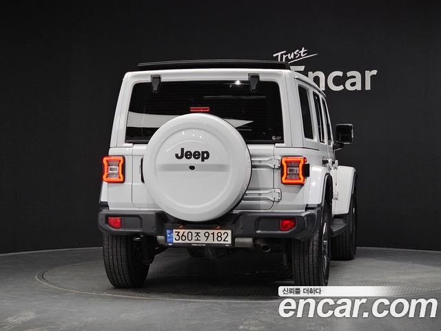 Jeep Wrangler 2023 — фото 4