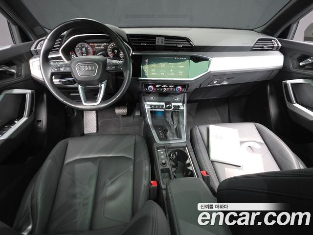 Audi Q3 2023 — фото 10