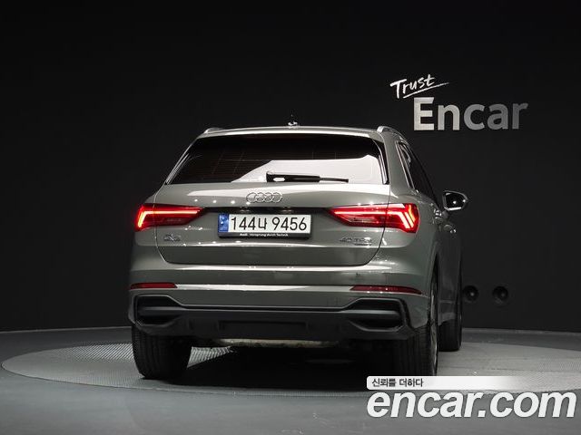 Audi Q3 2023 — фото 4