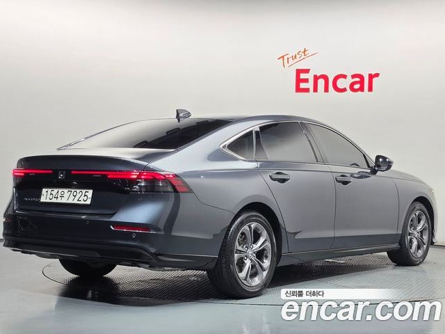 Honda Accord 2023 — фото 2