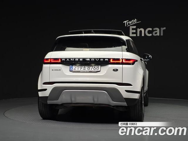 Land Rover Range Rover Evoque 2022 — фото 4