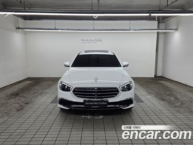 Mercedes-Benz E-Class 2023 — фото 3