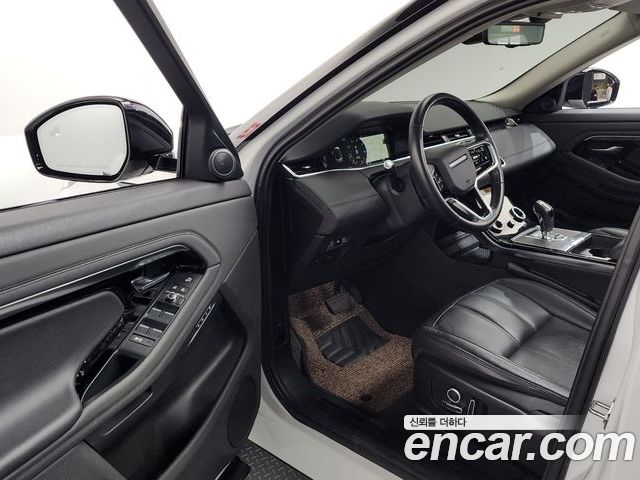Land Rover Range Rover Evoque 2022 — фото 10