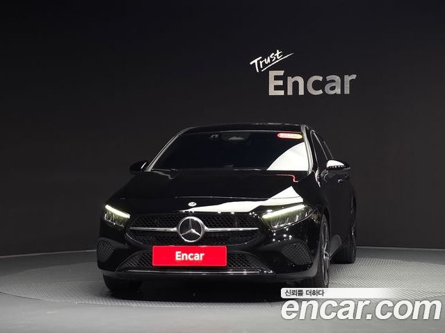 Mercedes-Benz A-Class 2025 — фото 3