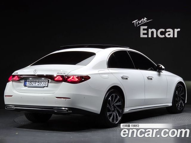Mercedes-Benz E-Class 2025 — фото 2