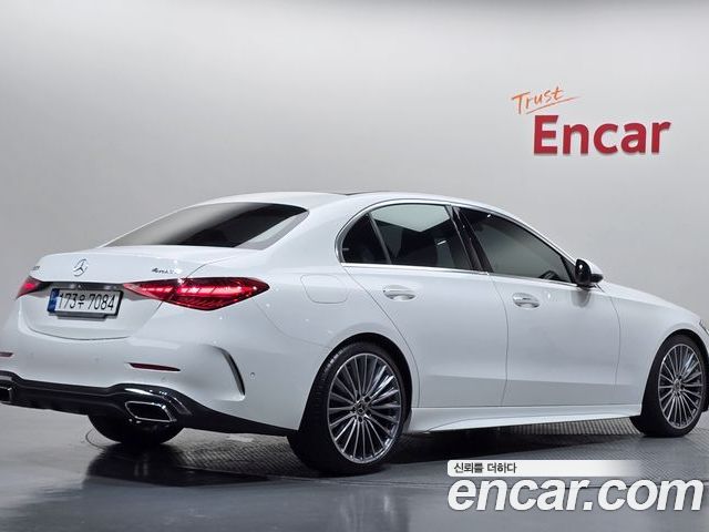 Mercedes-Benz C-Class 2023 — фото 2