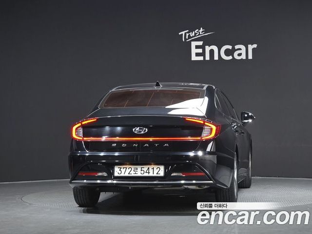Hyundai Sonata 2022 — фото 4