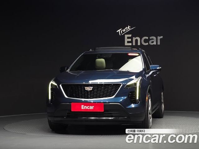 Cadillac XT4 2021 — фото 3