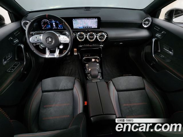 Mercedes-Benz A-Class 2022 — фото 7