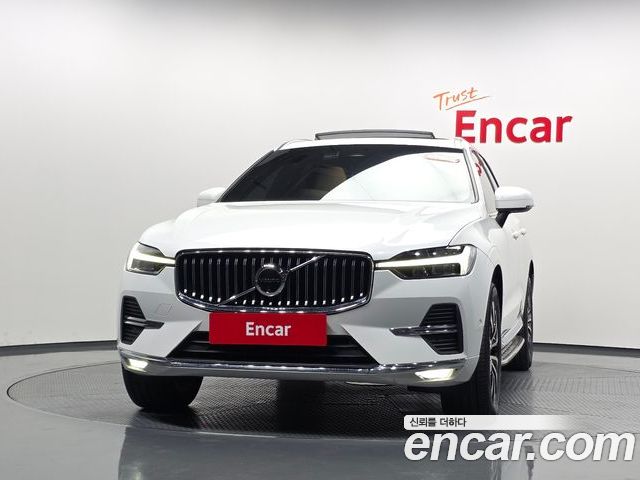Volvo XC60 2024 — фото 3