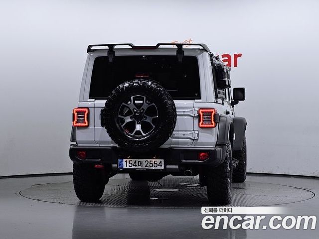 Jeep Wrangler 2023 — фото 4